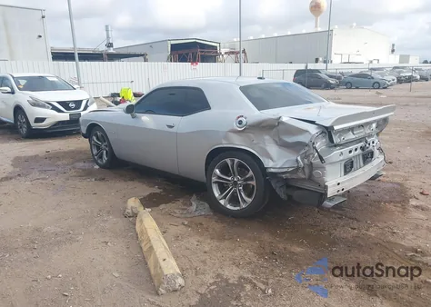 2021 Dodge Challenger R/T z USA, uszkodzony, nr VIN 2C3CDZBT6MH542349